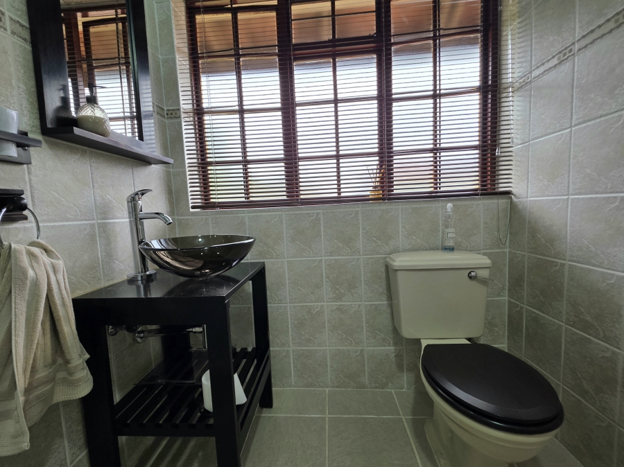 3 Bedroom Property for Sale in Flamingo Park Free State